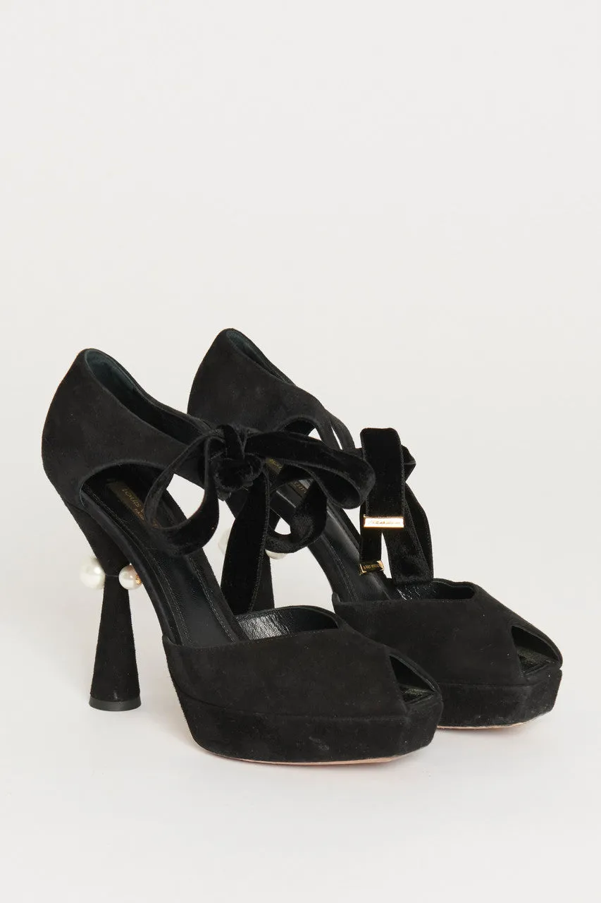 2009 Black Suede Preowned Pearl Platformed Heels